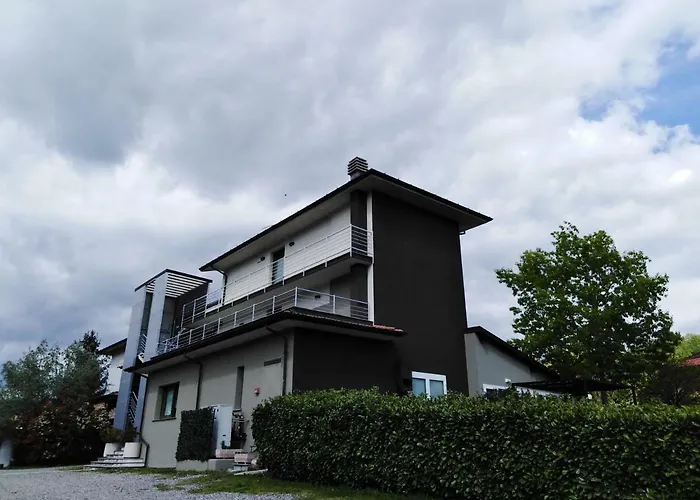 ホテル La Vecchia Quercia 3*