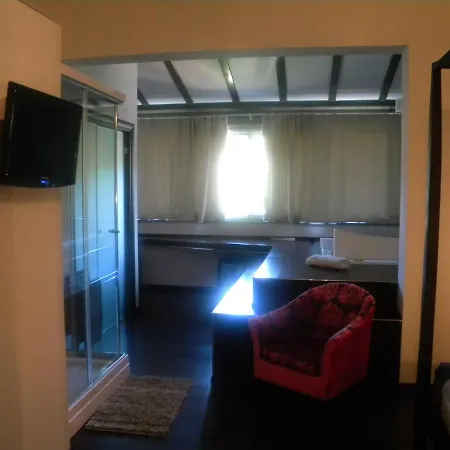 Hotel La Vecchia Quercia 3*