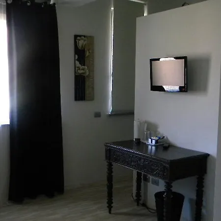 La Vecchia Quercia Hotel 3*