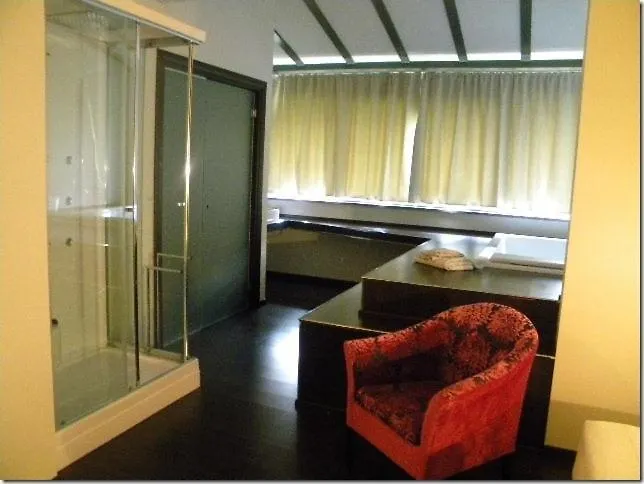 La Vecchia Quercia Hotell 3*