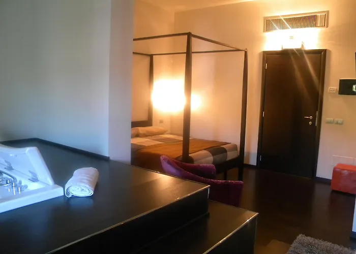 La Vecchia Quercia Hotell